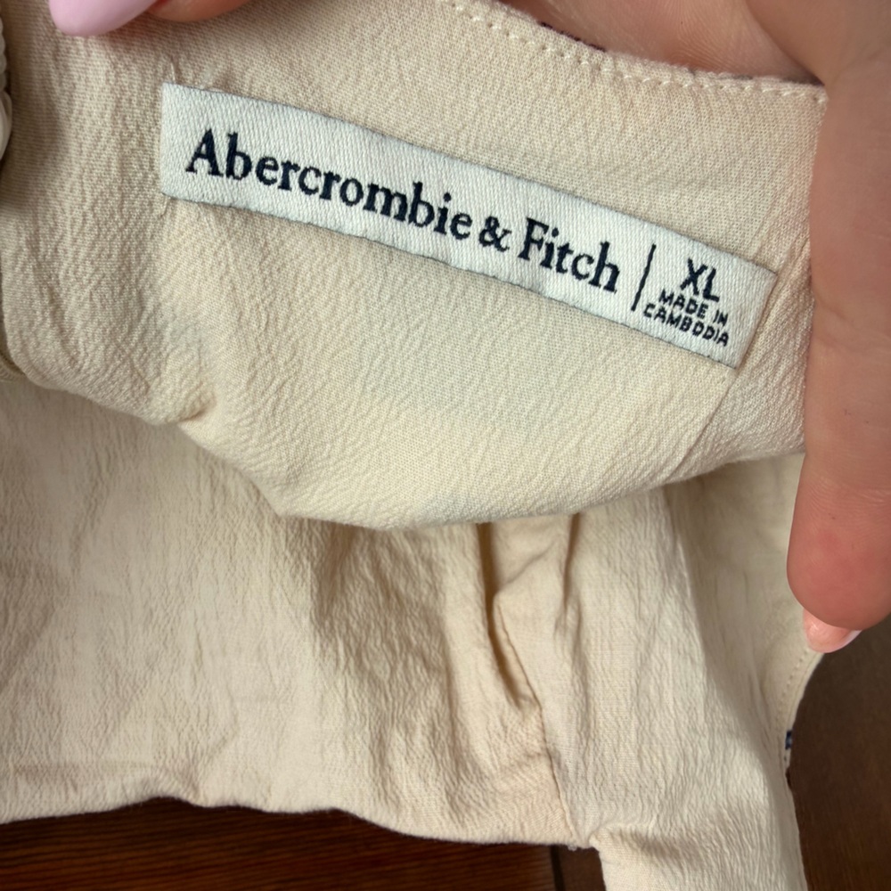 Abercrombie & Fitch Mila Midi Dress in Cream Pattern - Picture 4 of 4